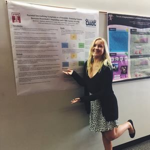 Meet your Posher, Bea